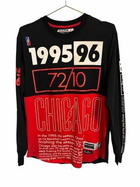 Post Game Chicago 1995-96 72-10 Record Long Sleeve Graphic Shirt Mens Small